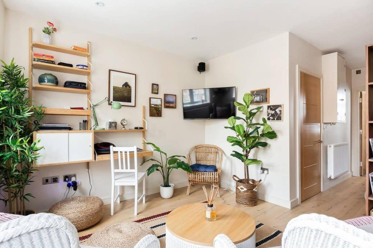 Large Luxury Studio In Heart Of Richmond 리치먼드 외부 사진
